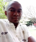 Rencontre Homme Madagascar à Sambava : Esmeraldo, 33 ans